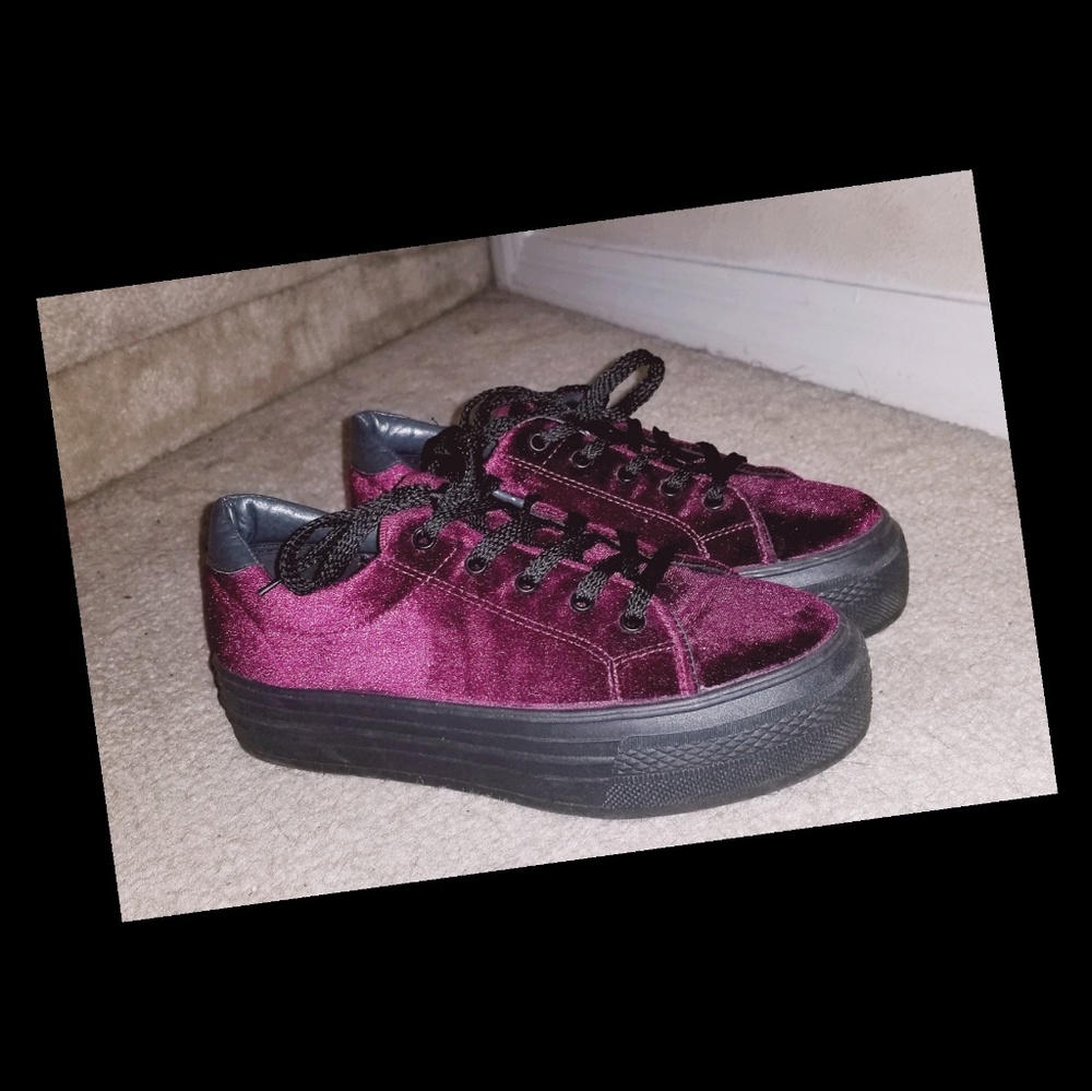 ●SOLD●Velvet ASOS platforms